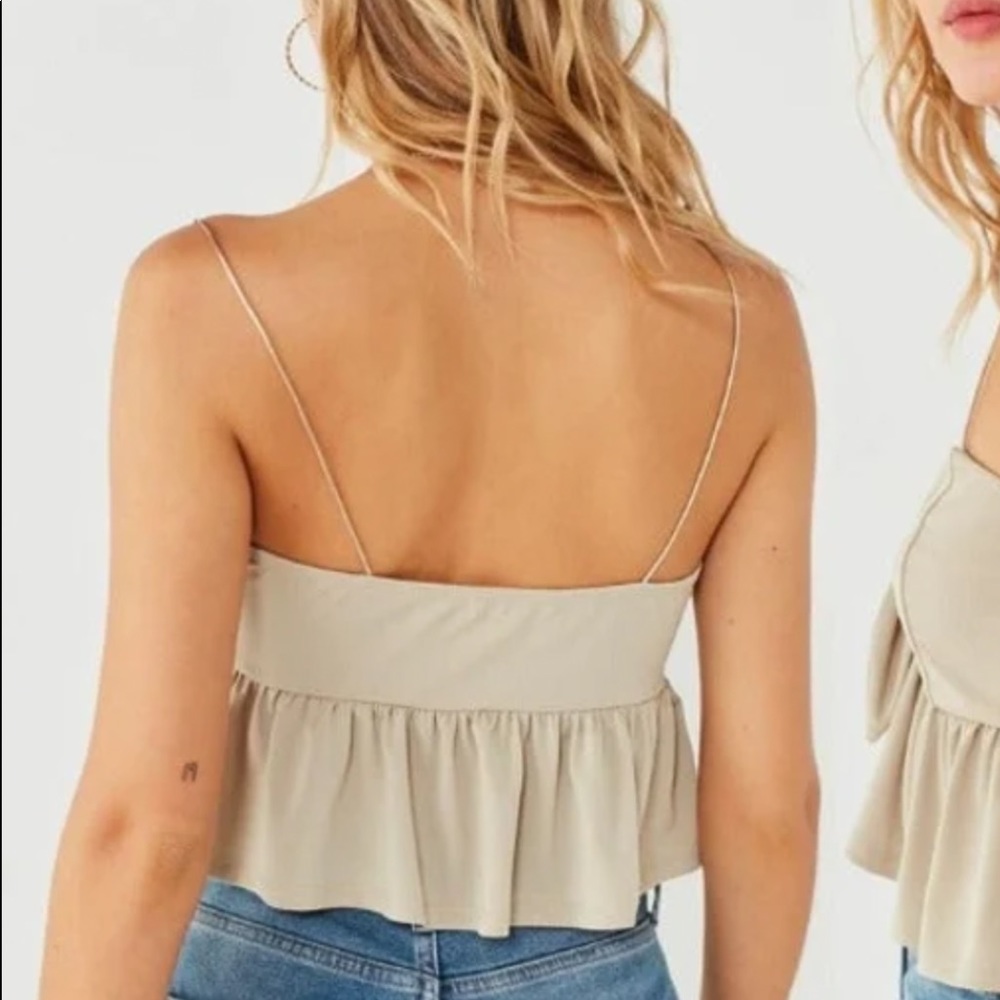 NEW UO MONA PEPLUM TAUPE BOW CAMI SIZE M